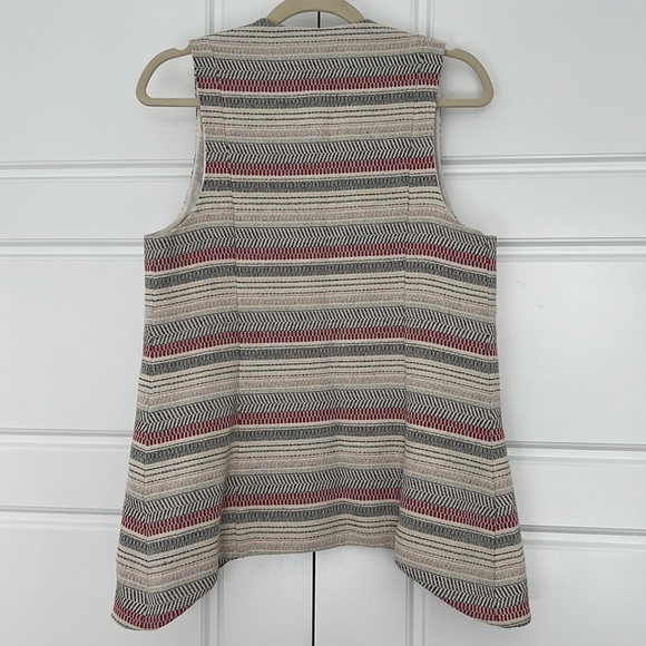 NWT BCBGeneration Striped Vest - Picture 2 of 9
